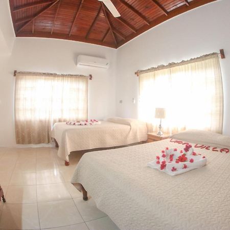 Van Villa Guesthouse نيغريل المظهر الخارجي الصورة