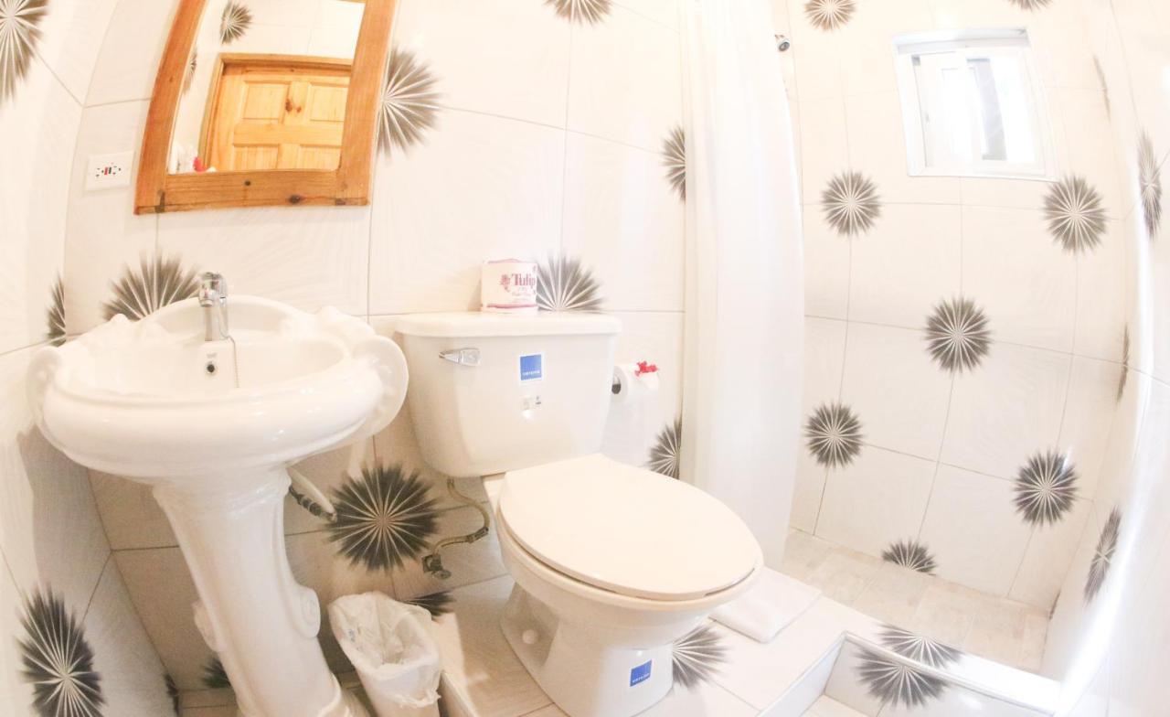 Van Villa Guesthouse نيغريل المظهر الخارجي الصورة
