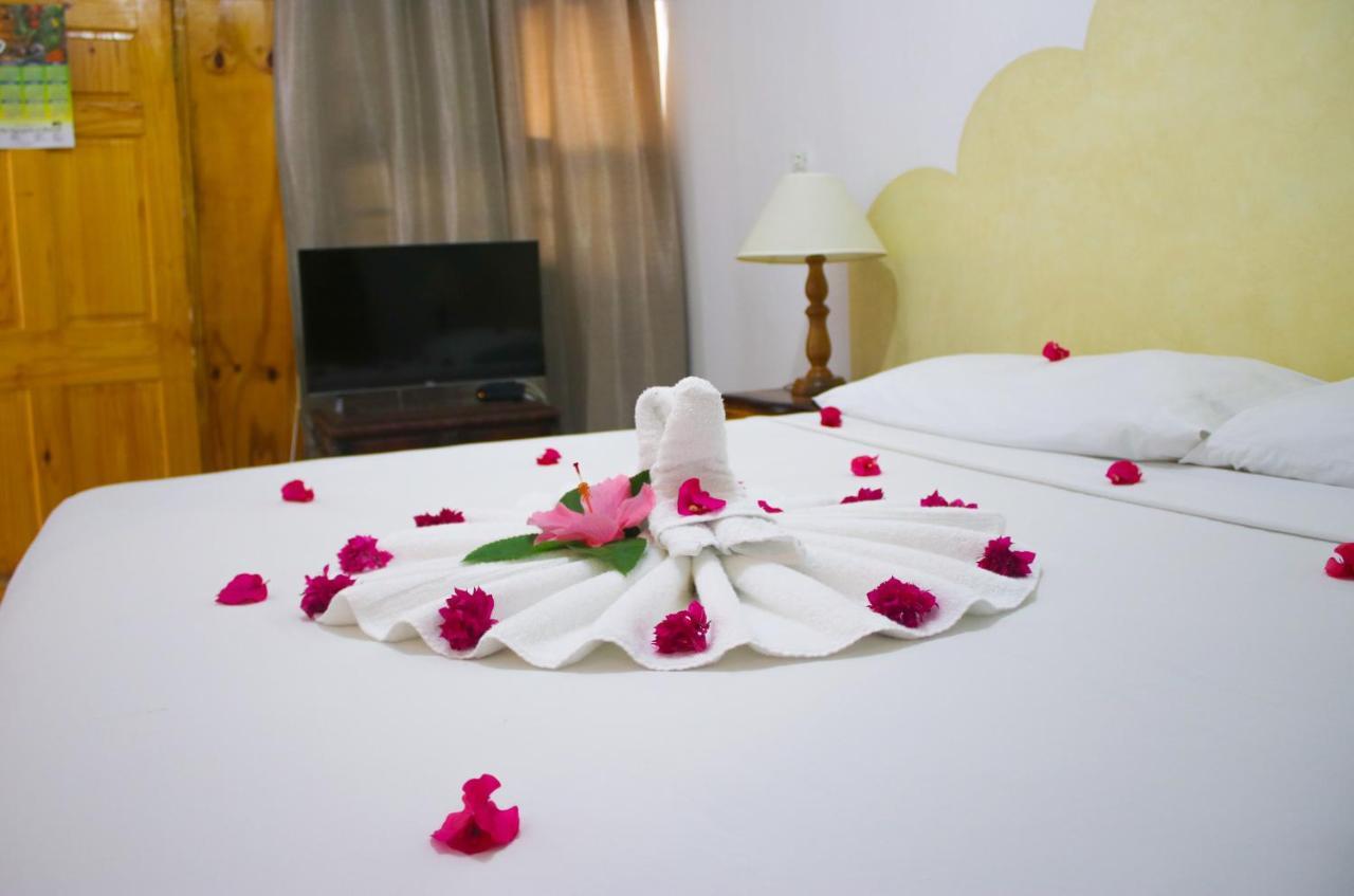 Van Villa Guesthouse نيغريل المظهر الخارجي الصورة
