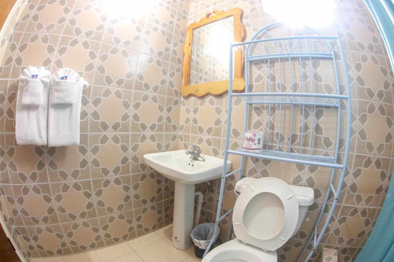 Van Villa Guesthouse نيغريل المظهر الخارجي الصورة