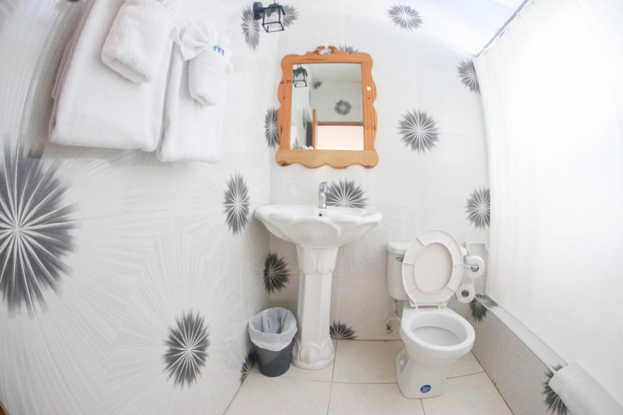 Van Villa Guesthouse نيغريل المظهر الخارجي الصورة